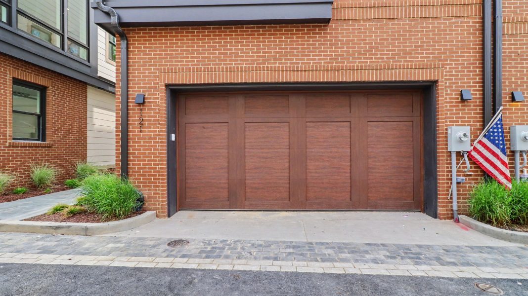 64-web-or-mls-123-n-west-st